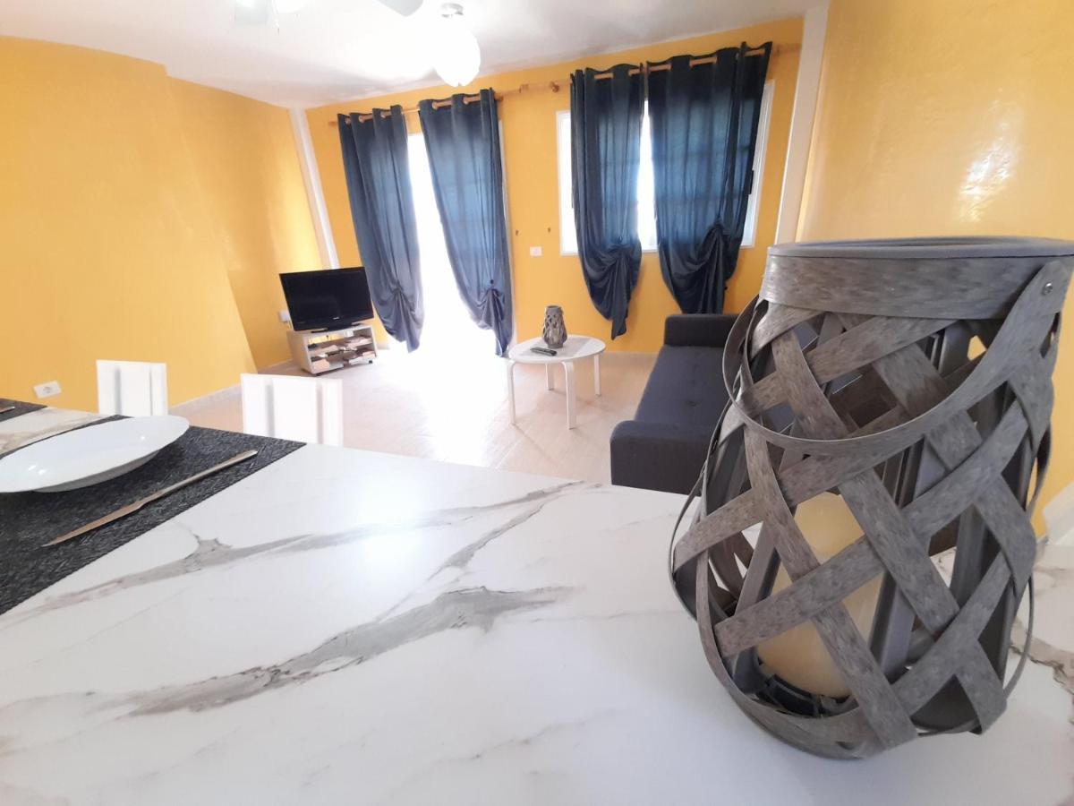 The Heights Deluxe Apartment Arona  Luaran gambar